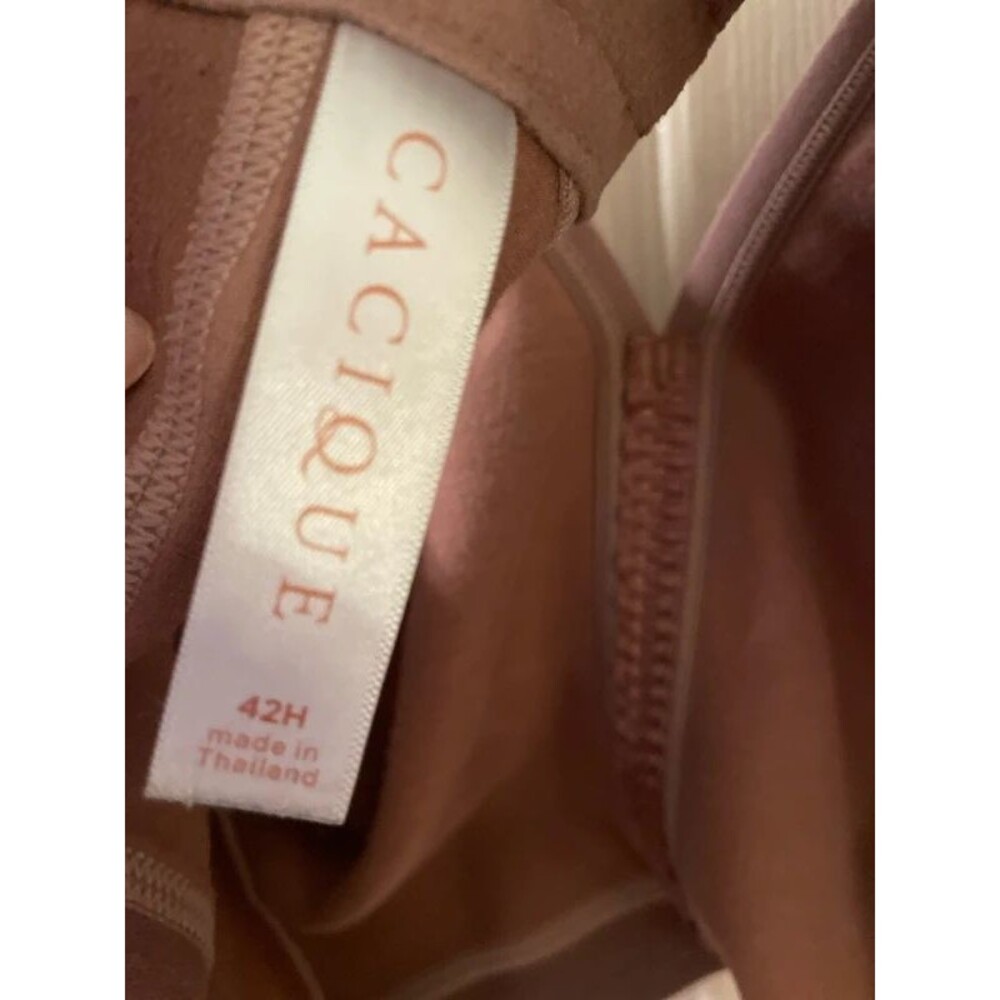 Cacique brand plus-size wireless bra 42H - Picture 3 of 3